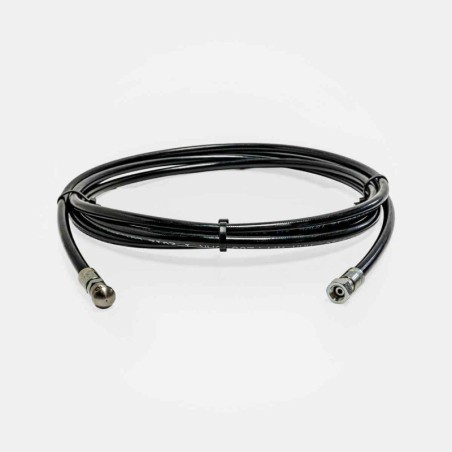 Flexible de curage 10 m avec buse et raccord femelle M22 x1.5, conçu pour se brancher directement sur la poignée d’un nettoyeur haute pression grand public. Permet de déboucher un conduit domestique (gouttière, évacuation) en utilisant le jet ultra-haute pression du nettoyeur.
